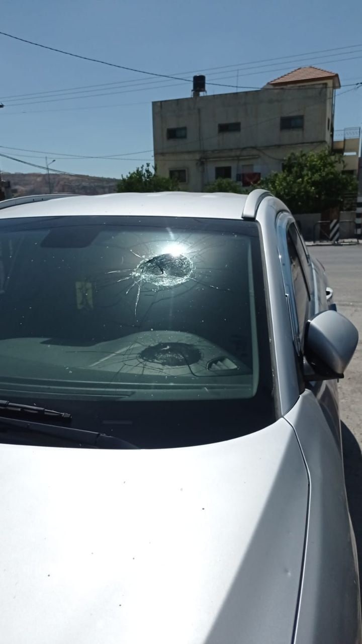 إصابة شاب بجروح بعد اعتداء مستوطنين عليه غرب نابلس