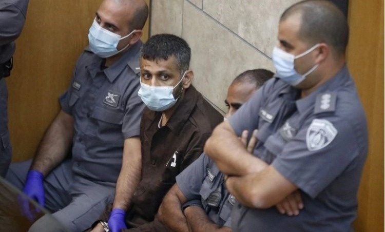 المعتقل محمد العارضة يواجه إجراءات تعسفية في عزل &quot;ايشل&quot;