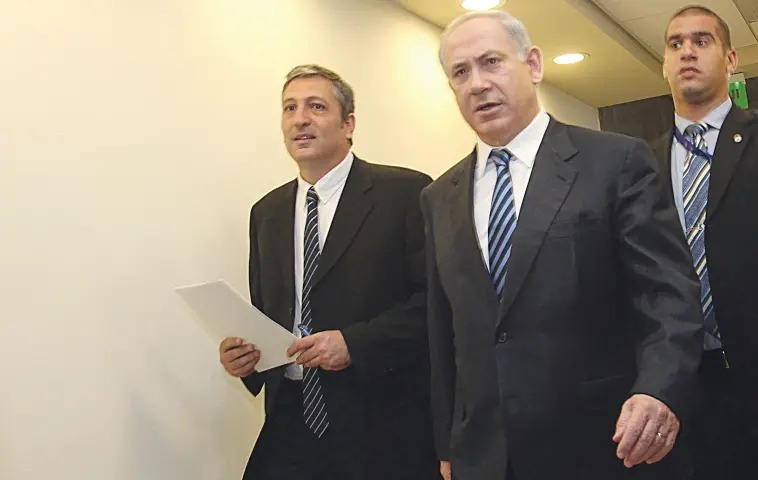 Poll - Netanyahu's coalition drops to 59 seats