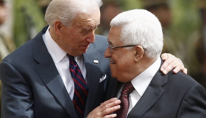 قبيل زيارة بايدن: اسرائيل تعتزم إعطاء حزمة إجراءات هامة للفلسطينيين 