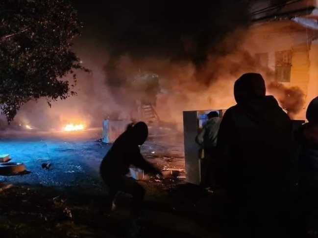 Clashes erupt at the Beit Ainun junction, east of Hebron