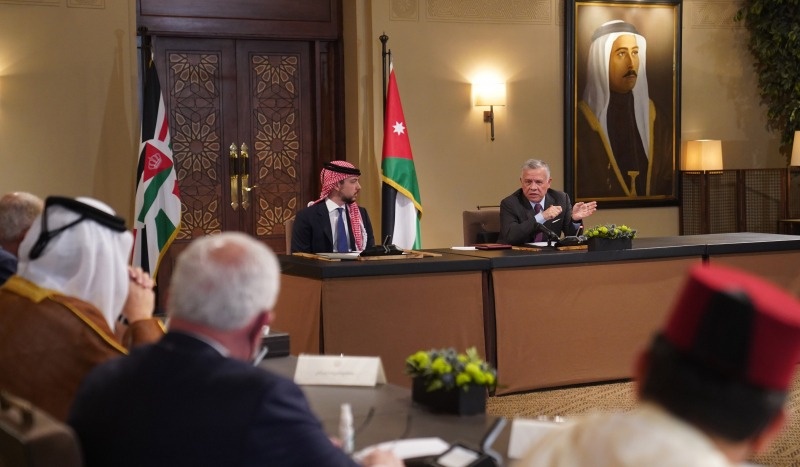 The Jordanian king stresses the importance of unifying and intensifying Arab efforts to stop the escalation in Jerusalem