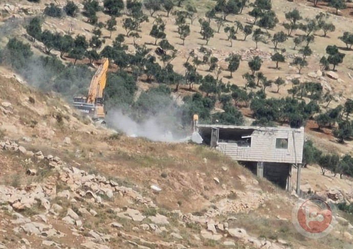 The occupation forces demolished a house in the village of Dar Salah, east of Bethlehem
