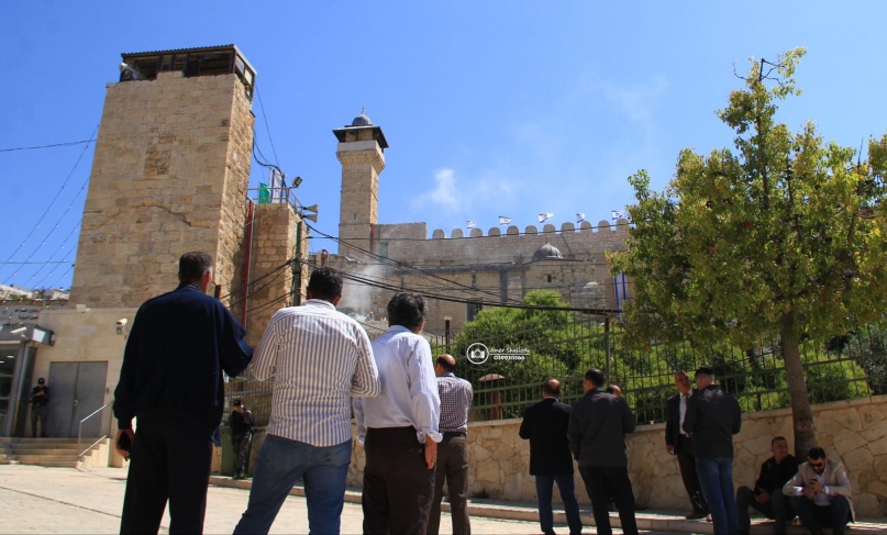 بلدية الخليل تطالب المجتمع الدولي بالتدخل فوراً لحماية المسجد الإبراهيمي