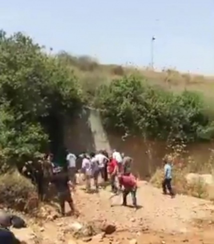 قوات الاحتلال تعتدي على المواطنين في بلدة كفر الديك 