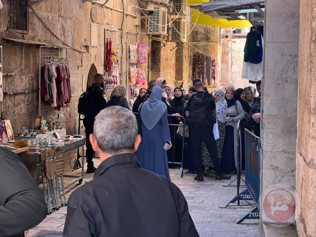 Restrictions on the entry of worshipers to Al-Aqsa