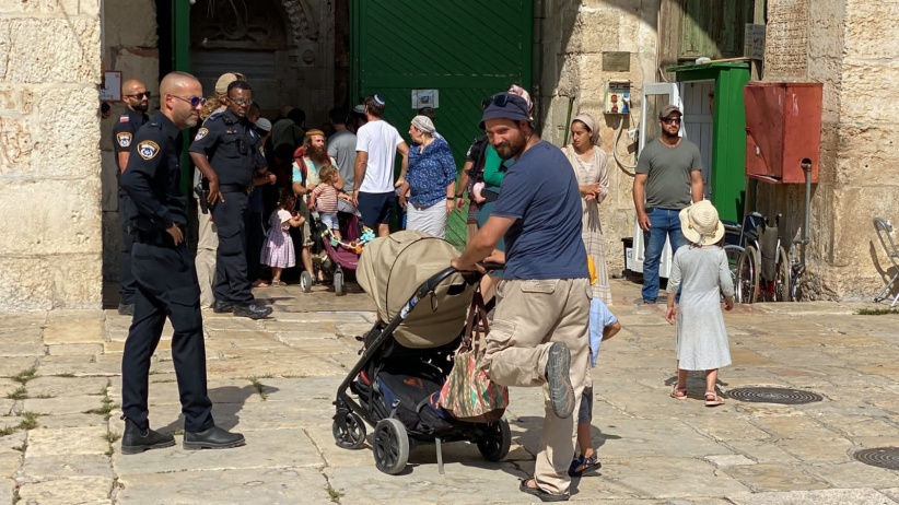Arrests - more than 1,700 extremists stormed Al-Aqsa