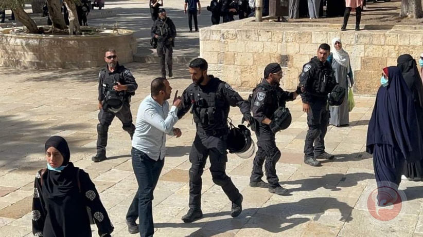 Arrests from Al-Aqsa Mosque and its surroundings