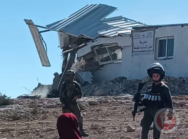 The occupation demolishes Isfi School, south of Hebron