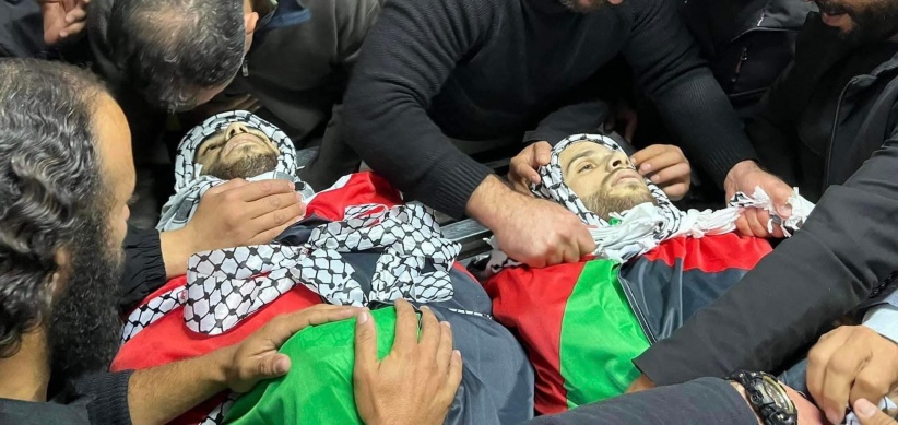 Hamas condemns the killing of three young men by the occupation army in the West Bank
