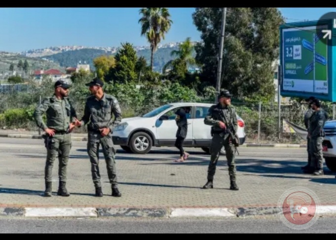 Israeli police deployed in the vicinity of Maher Younis' house