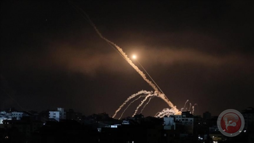 Rockets fired from Gaza at the settlements of the cover