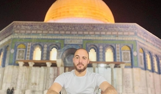 A young man from Kafr Qara was arrested in Al-Aqsa Mosque