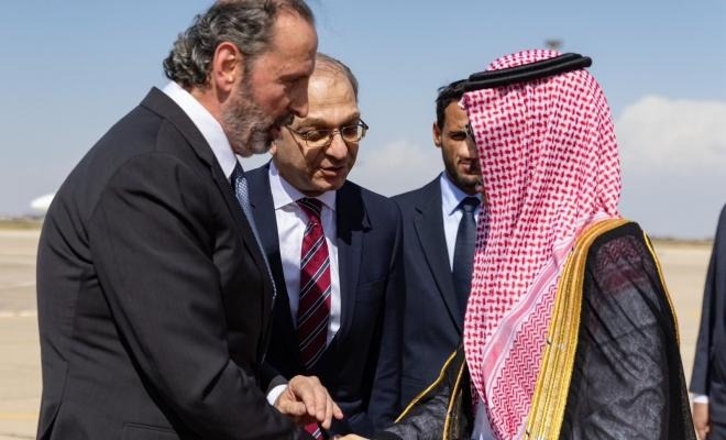Saudi Foreign Minister arrives in Damascus to meet the Syrian President