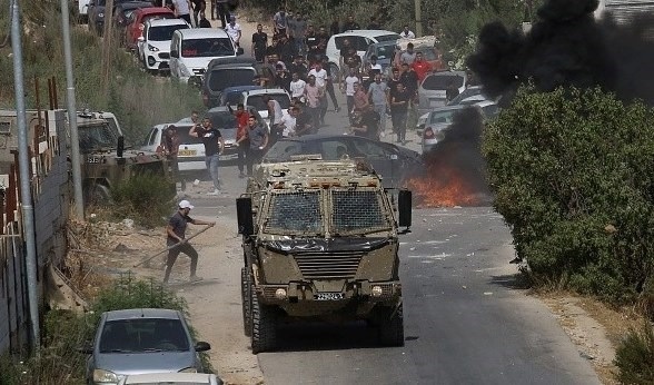 Arrests and raids during the storming of the town of Ya`bad