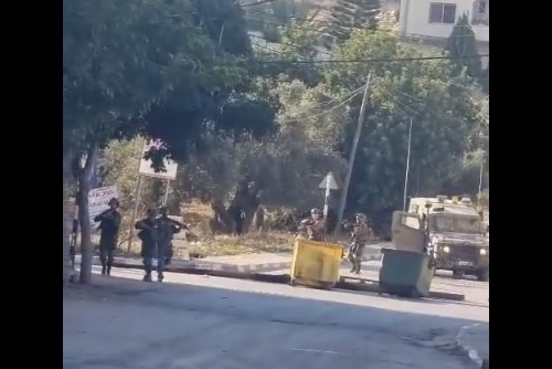 The occupation detains two young men from Arraba and storms Ya`bad, south of Jenin