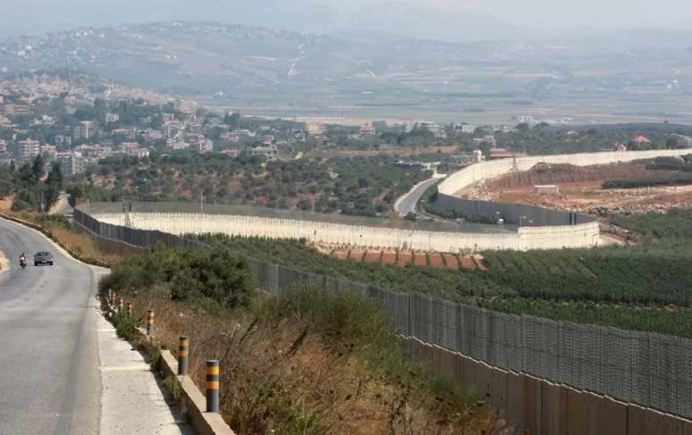 Hebrew Radio: Lebanese soldiers and Hezbollah members crossed the border into Israel