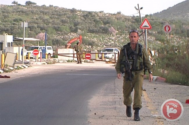 The occupation closes the Annab military checkpoint, east of Tulkarm