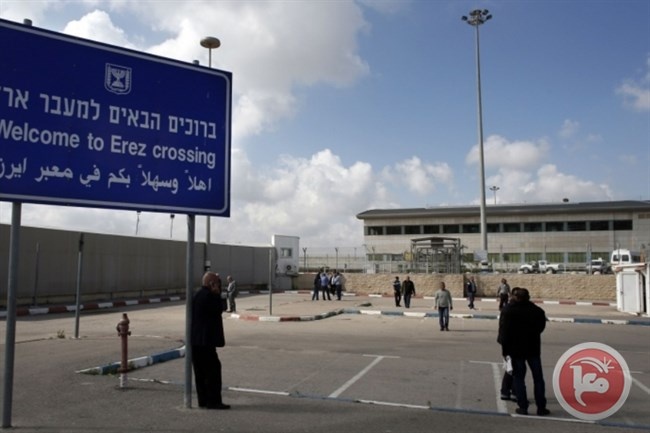 Israel decides to resume the entry of workers and merchants through "Erez"