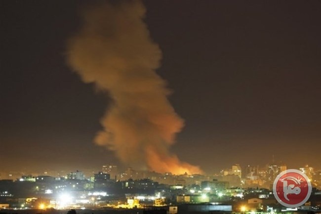 الاحتلال يقصف مواقع المقاومة وشهيد متأثرا بجراحه بغزة