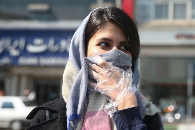 وزير الصحة الإيراني يعلن دخول بلاده موجة سادسة من جائحة كورونا